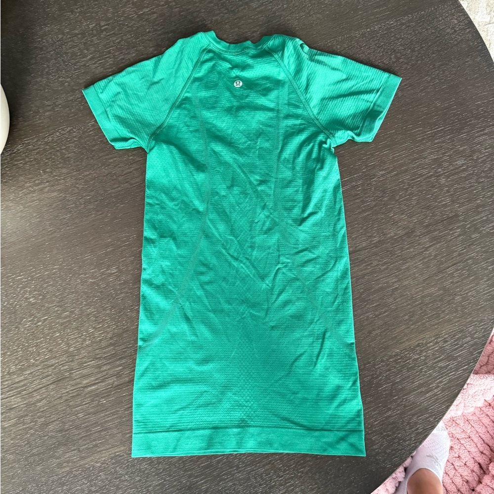 Green Lululemon Swiftly Hip length- tag removed for comfort
